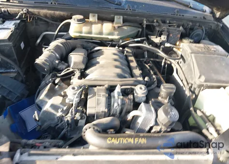 2005 Mercedes-Benz Ml 500 4Matic z USA, uszkodzony, nr VIN 4JGAB75E45A533851